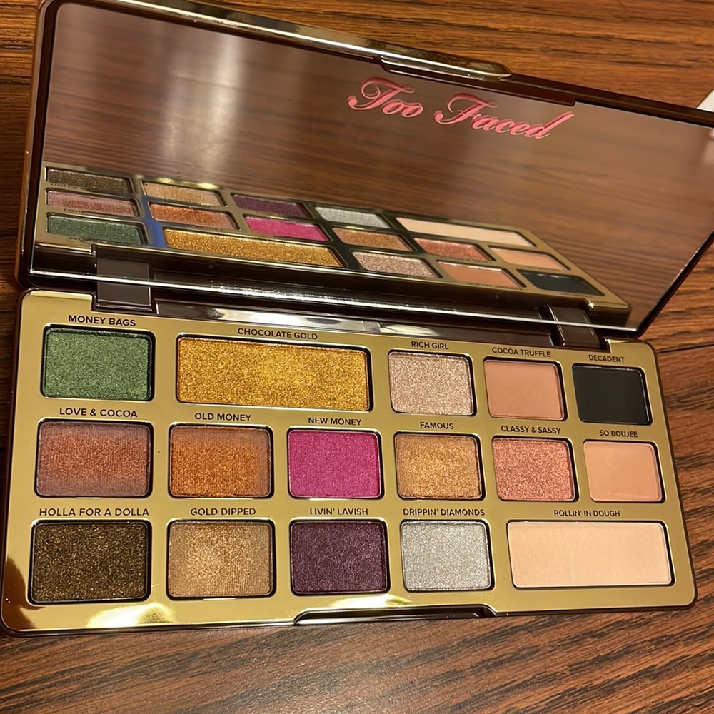 Too Faced Chocolate Gold eyeshadow palette New in box
